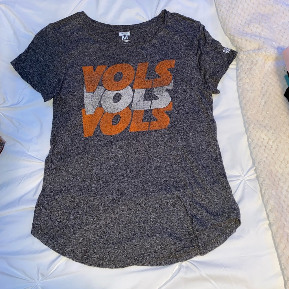 Medium Vols T Shirt!!